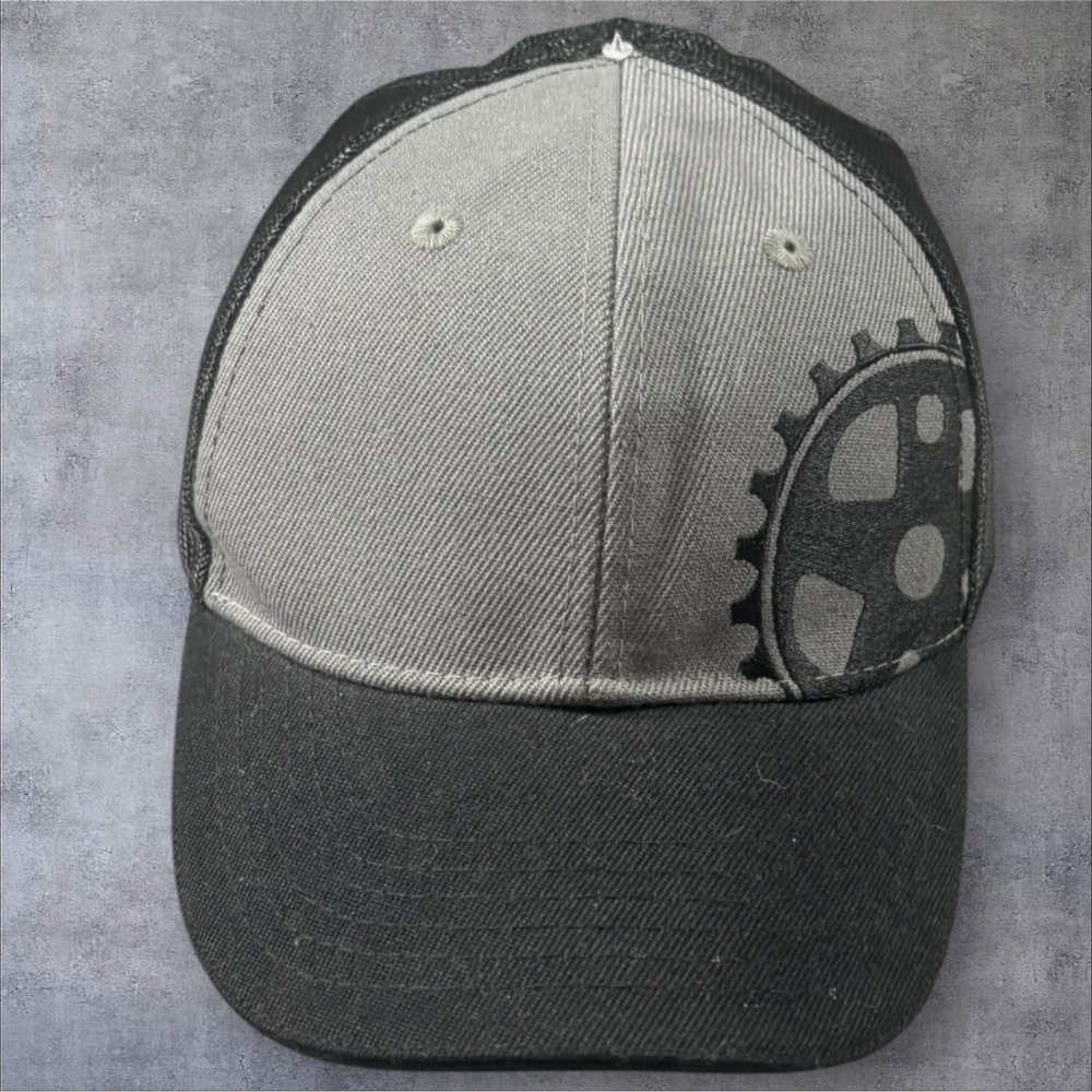 Headsweats Trucker Hat Grey Black Running Gear Graphic Performance Snapback